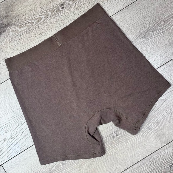 Skims Soft Lounge Boyfriend Boxers Modal Blend - Picture 10 of 13